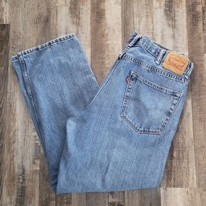 40X32 LEVI'S 550 JEANS IN EUC
